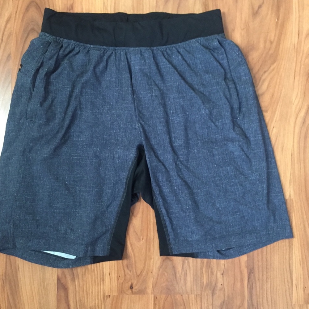 Men’s Lululemon shorts